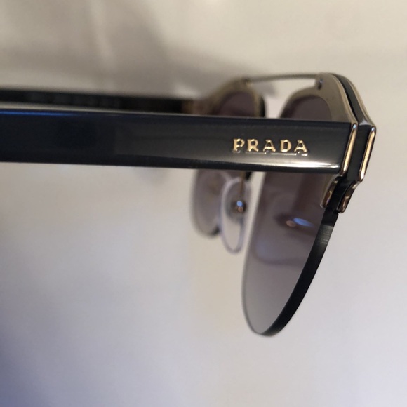 Prada Sunglasses Brand New - Picture 6 of 7
